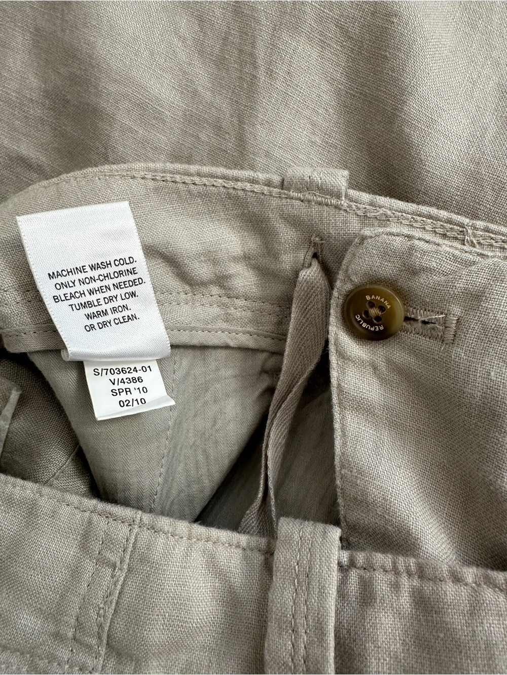 Banana Republic Women's 100% Linen Pants
Beige Button Fly Straight Leg 30×30 - Picture 4 of 5